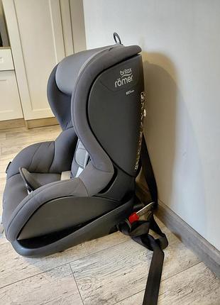 Автокрісло britax römer trifix2 i-size 6