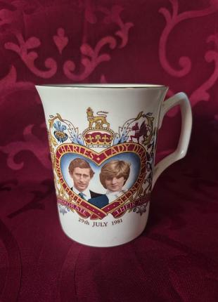 Коллекционная чашка леди диана staffordshire