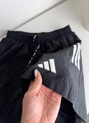 Спортивні шорти adidas 4