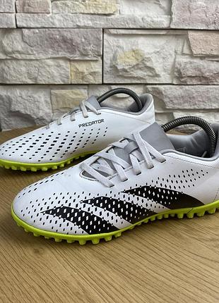 Оригінальні футбольні сороконіжки adidas predator accuracy