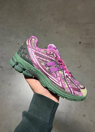 Шикарные new balance 1906r x jack harlow ‘rose runner'