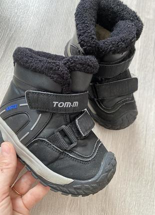 Дитячі зимові термоботинки від tom.m. розмір 25 (16 см устілка)  дуже теплі, зимою вдягали легкий носочок стан дуже хороший .