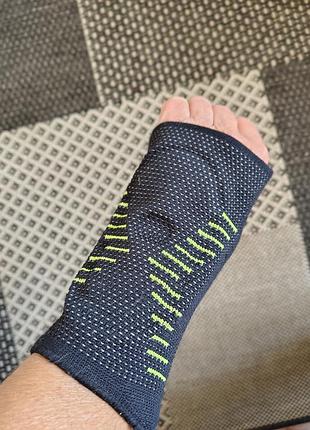 Бандаж на зап'ястя dermaplast active