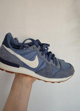 Кросівки nike