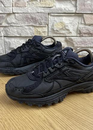 Жіночі кросівки  brooks zeal walker