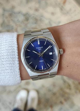 Жіночий годинник  tissot prx 35 mm  t137.210.11.041.00 
сріблясті з синім циферблатом