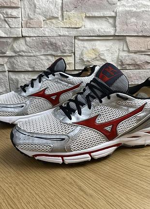 Оригінальні кросівки mizuno wave rider 10