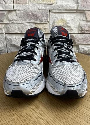 Оригінальні кросівки mizuno wave rider 10 3