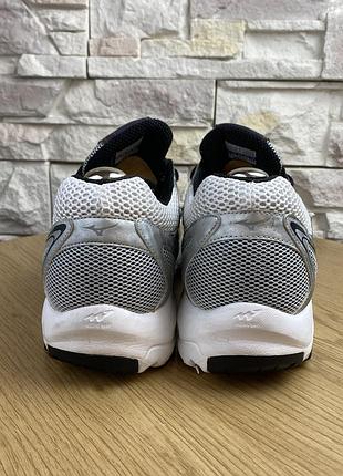 Оригінальні кросівки mizuno wave rider 10 4