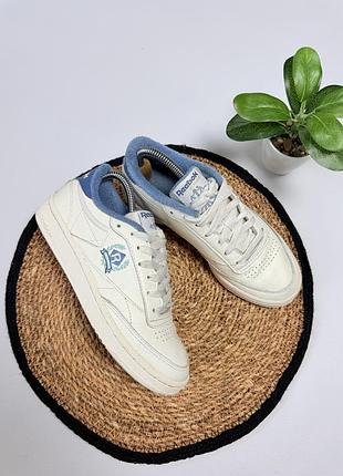 Жіночі утеплені кросівки reebok