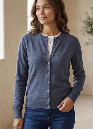 Кофтинка з дуже ніжної вовни мериноса