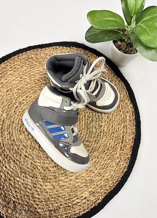 Кросівки adidas для хлопчика
