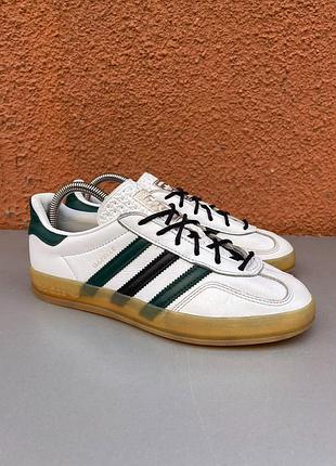 Оригінальні жіночі культові кросівки adidas originals gazelle indoor 37.5-38 розмір 23.5 см