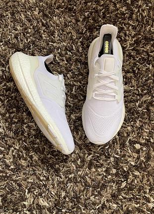 Кросівки adidas ultra boost, розмір 41, устілка: 26 см