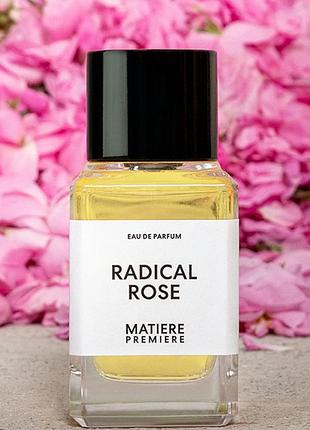 Розпив парфума matiere premiere radical rose eau de parfum.