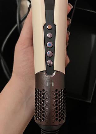 Фен-вирівнювач dyson 5