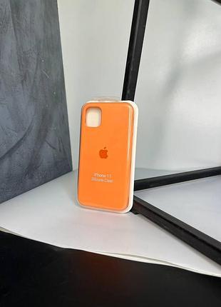 Силиконовый чехол с микрофиброй и покрытием softtouch для iphone 11 orange