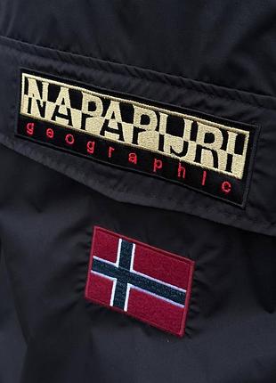 Ветровка черного цвета napapijri 2