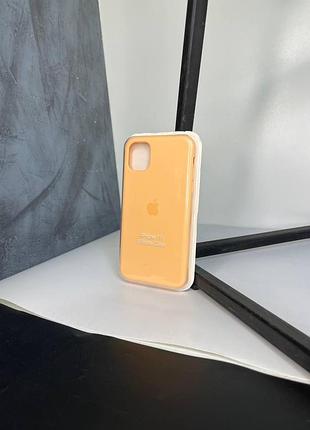 Силиконовый чехол с микрофиброй и покрытием softtouch для iphone 11 cantaloupe