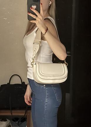Бежева сумка zara