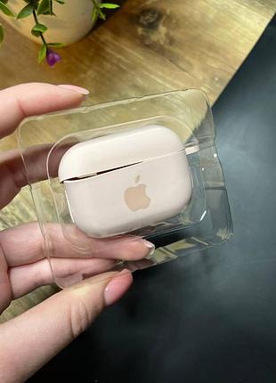 Чохол для навушників airpods pro з карабіном і покриттям softtouch (high no19)