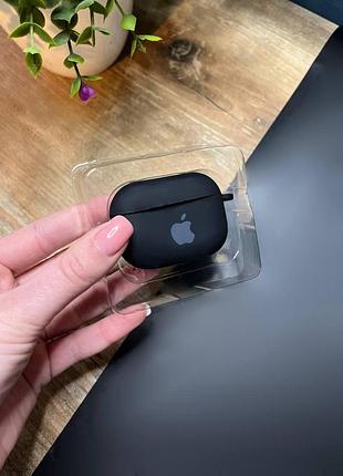 Чехол для наушников airpods pro с карабином и покрытием softtouch черный ( high №18 )