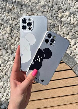 Чехол на iphone 11 bearbrick case противоударный white