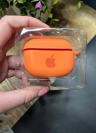Чехол для наушников airpods pro с карабином и покрытием softtouch оранжевый ( high №2 )
