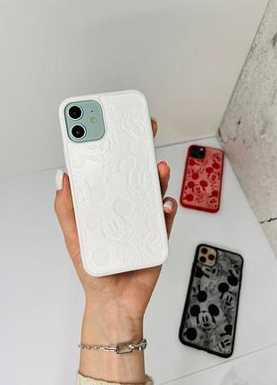 Чехол mickey mouse для iphone 11 pro max (белый) с защитой камеры и цветным бампером
