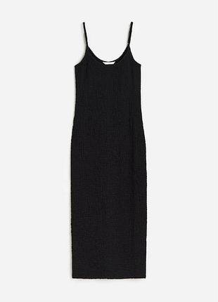 Сукня жатка h&m , базова чорна сукня на бретелях, фактурне плаття міді
