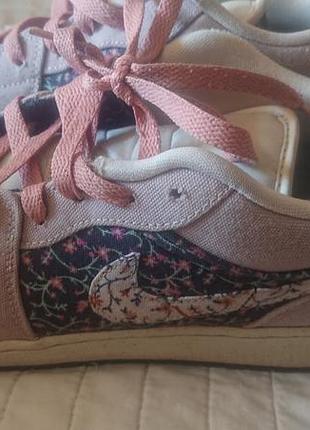 Кросівки жіночі jordan air jordan 1 low se gs pink/black