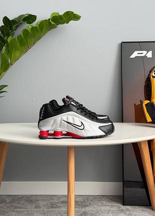 Кроссовки nike shox r4 metallic silver