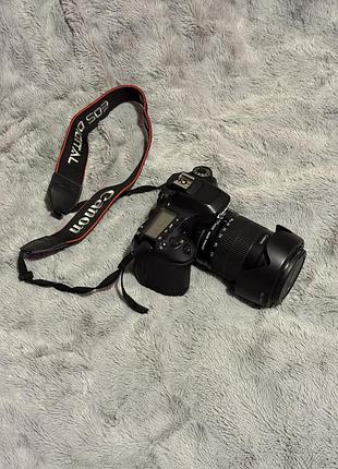 Canon eos 80d + універсальний обʼєктив ef-s 18-135mm