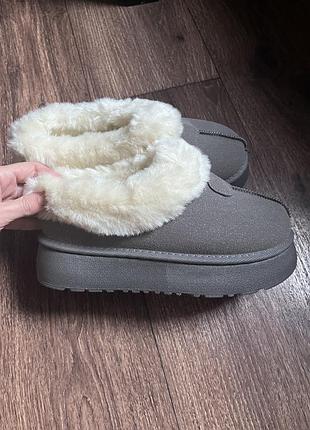 Уггі жіночі ugg autolady сірі з хутром