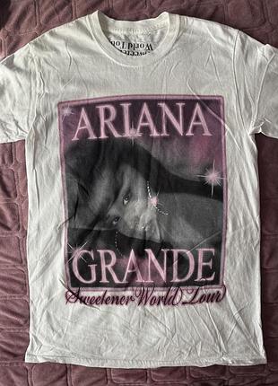 Футболка жіноча оригінальна ariana grande sweetener world tour 2019 біла розмір s