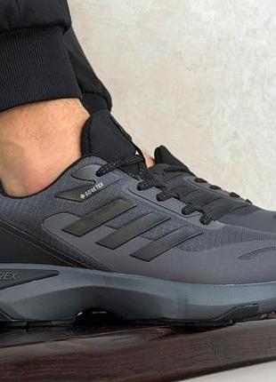 Кросівки чоловічі демісезонні adidas terrex gore-tex сезон осінь — зима 45