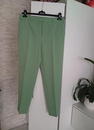 Оливковые женские брюки. dorothy perkins