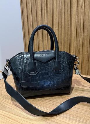 Сумка givenchy