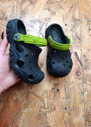 Оригинальные шлепанцы crocs