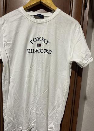 Tommy hilfiger футболка