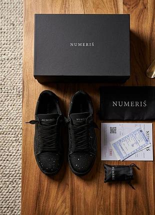 👟 кеды numeris 
📏 размер: 43

🔥 новые, стильные кеды в отличном состоянии. идеальный вариант для повседневной носки.

📦 отправка по украинству