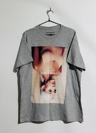 Футболка ariana grande 2018, розмір l