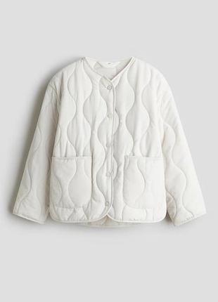 Стьобана куртка біла h&m xs s