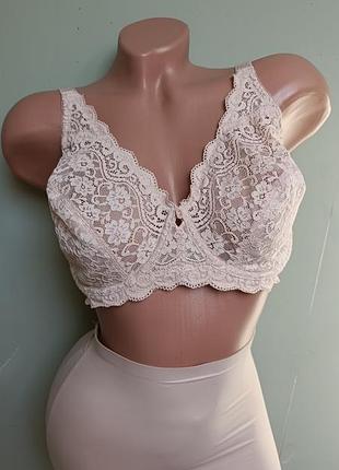 Мереживний бюстгальтер amourette.38dd. 2