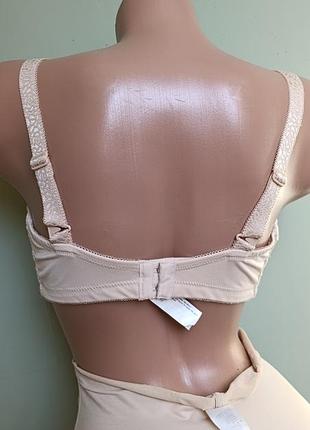 Мереживний бюстгальтер amourette.38dd. 4