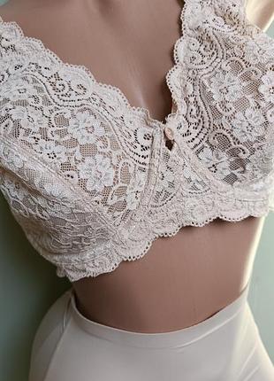 Мереживний бюстгальтер amourette.38dd. 10
