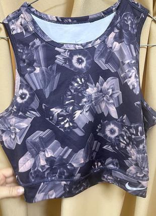Топ nike m