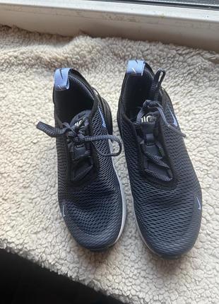 Кросівки nike 9