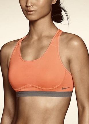 Топ спорт nike m-l