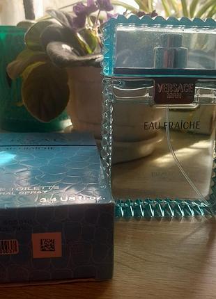 Розпродаж‼️versace man eau fraiche 100 ml 2